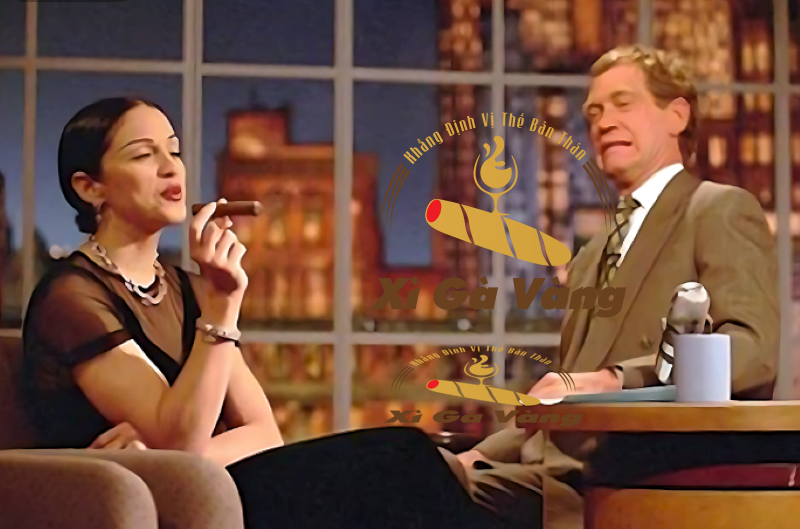 Phụ nữ hút xì và câu chuyện về bình đẳng giới